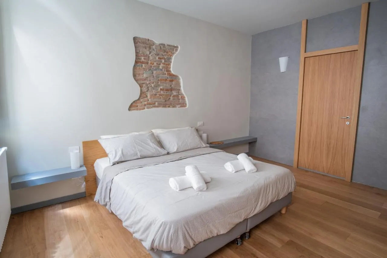 *** Guest house Chill In Tuscany Lucca Italy